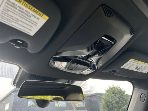 Used 2025 MINI Cooper 2-Door Hardtop image 34