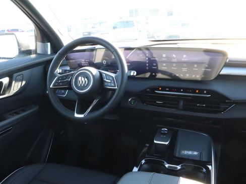 New 2026 Buick Enclave Preferred w/ Power Package image 10