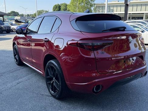 Used 2021 Alfa Romeo Stelvio Ti w/ Nero Edizione AWD/4WD image 13