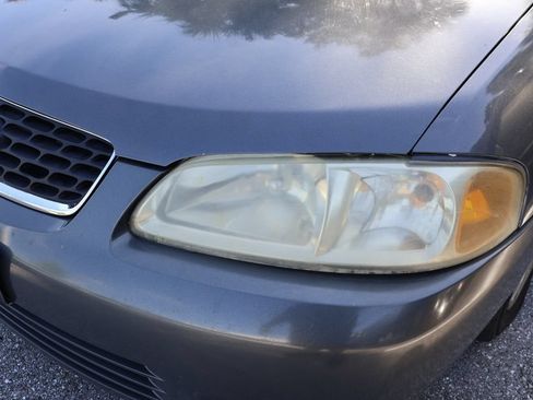 Used 2000 Nissan Sentra XE FWD image 3
