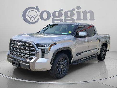Used 2024 Toyota Tundra Platinum AWD/4WD image 1