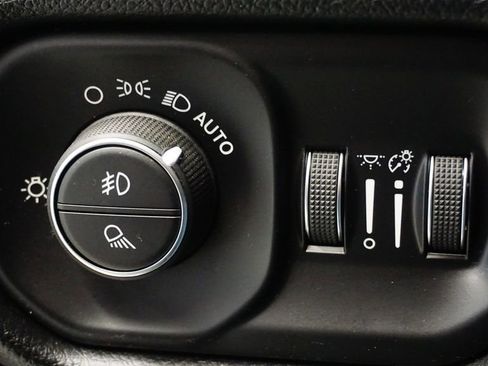 Certified 2022 RAM 1500 Laramie image 26