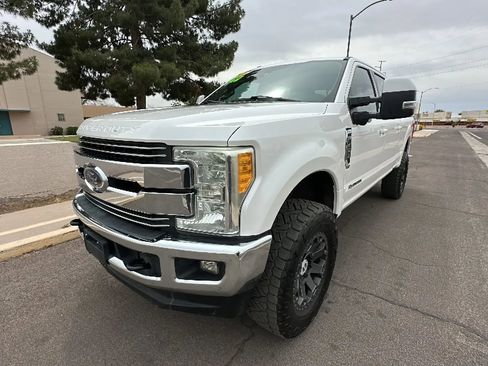 Used 2017 Ford F250 Lariat w/ Tow Technology Bundle AWD/4WD image 10