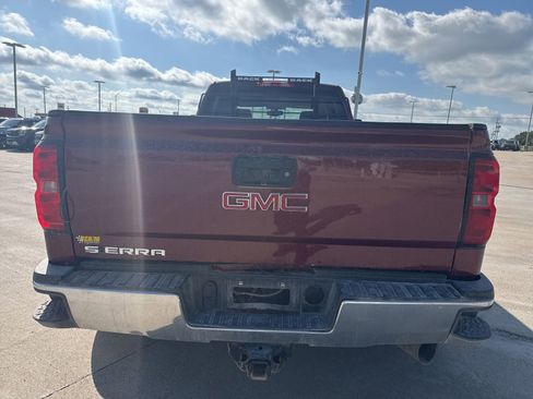 Used 2015 GMC Sierra 3500 SLE AWD/4WD image 4