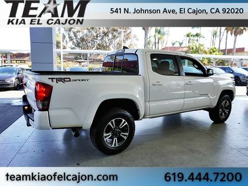 Used 2016 Toyota Tacoma TRD Sport w/ Towing Package RWD image 8
