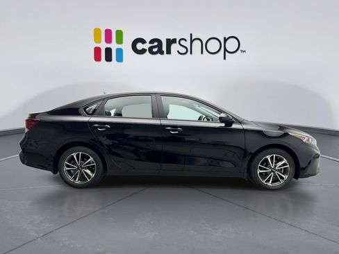 Used 2023 Kia Forte LXS FWD image 6