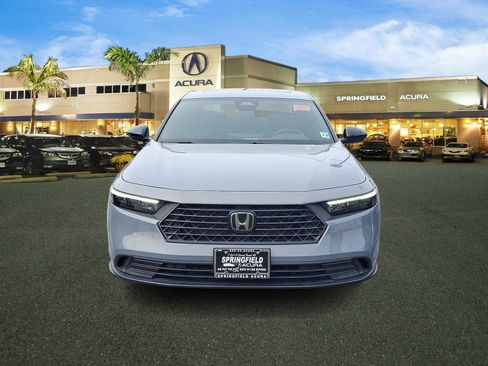 Used 2023 Honda Accord Sport image 2