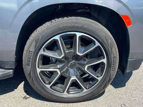 Used 2022 Chevrolet Tahoe RST w/ Luxury Package image 14