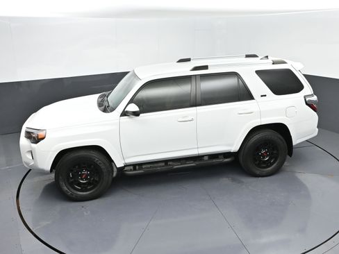 Certified 2023 Toyota 4Runner SR5 image 38