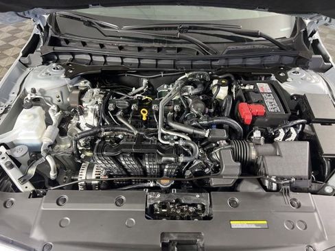 New 2025 Nissan Altima 2.5 SR w/ SR Premium Package FWD image 3