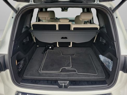 Certified 2025 Mercedes-Benz GLB 250 image 29