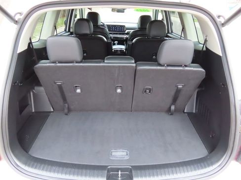 Used 2025 Kia Telluride S FWD image 18