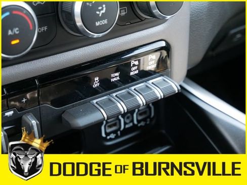 Used 2021 RAM 1500 Big Horn AWD/4WD image 24