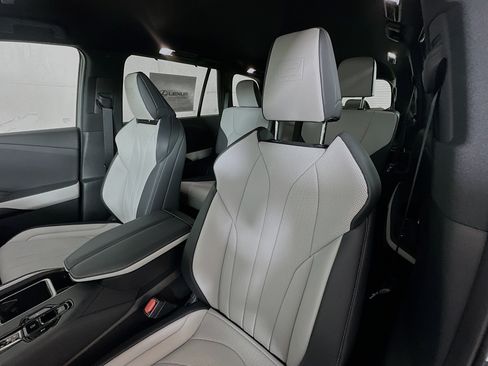 New 2026 Lexus TX 500h AWD w/ Technology Package image 19