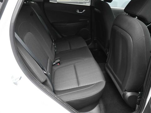 Certified 2023 Hyundai Kona SEL w/ Convenience Package AWD/4WD image 23