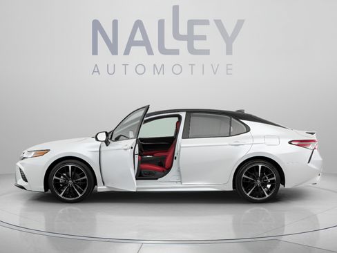 Used 2020 Toyota Camry XSE FWD image 2
