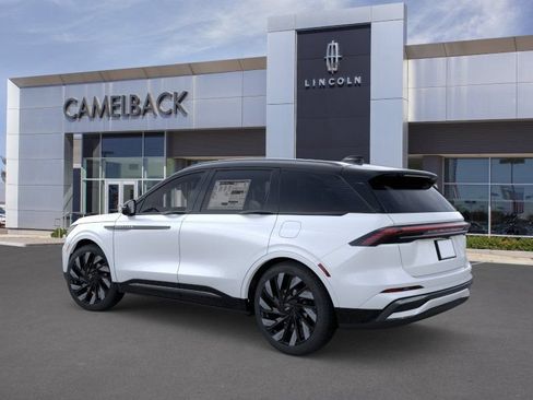 New 2026 Lincoln Nautilus Reserve w/ Jet Appearance Package AWD/4WD image 4
