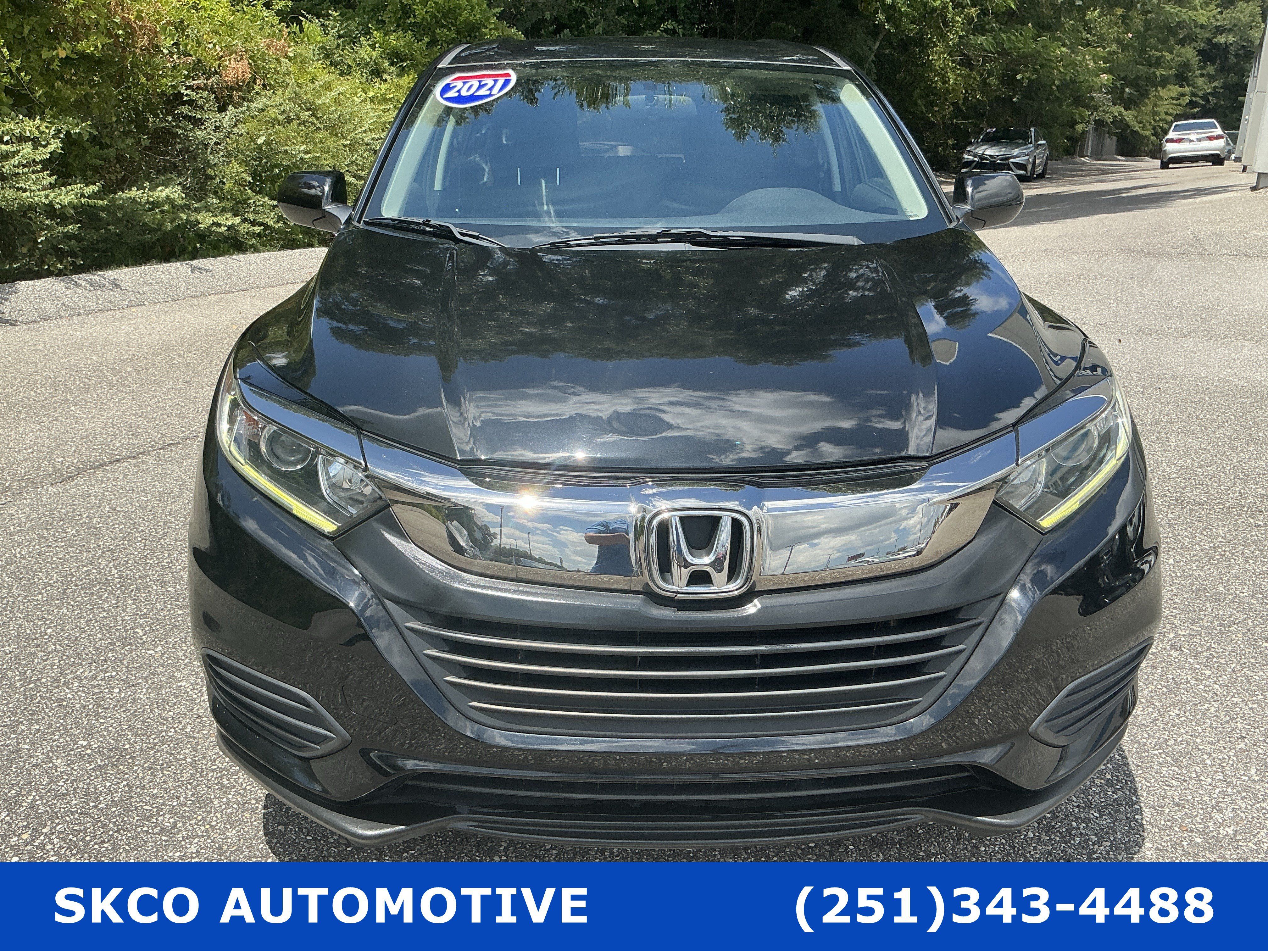Used 2021 Honda HR-V LX image 8