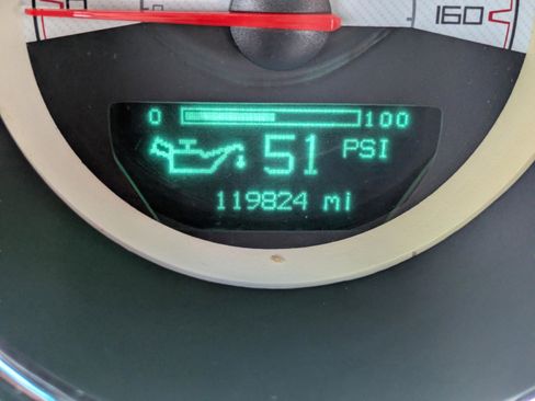 Used 2014 Dodge Challenger R/T image 23