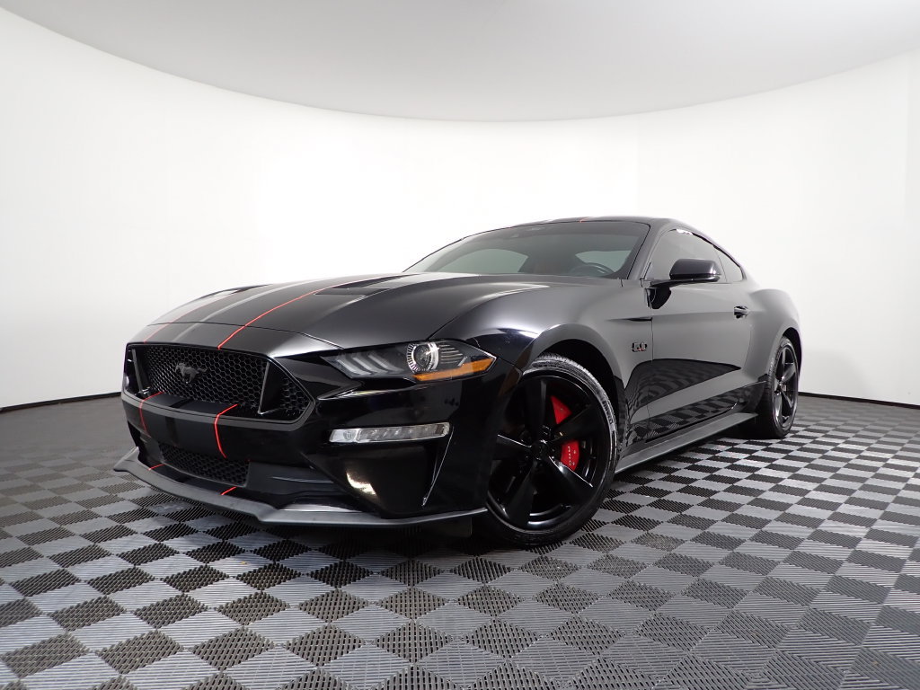 Used 2021 Ford Mustang GT Premium w/ Equipment Group 401A RWD image 2
