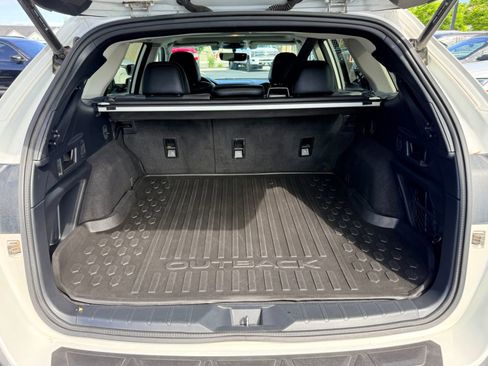 Used 2020 Subaru Outback Onyx Edition XT AWD/4WD image 24