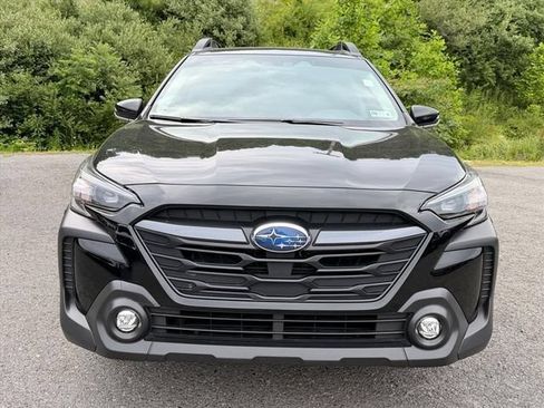 Used 2025 Subaru Outback Premium w/ Popular Package #1A AWD/4WD image 17