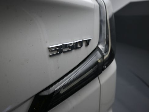 Used 2023 Cadillac XT4 Sport w/ Cold Weather Package image 13