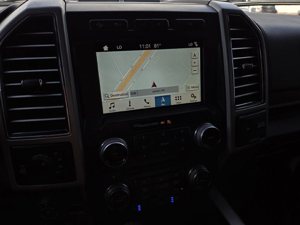 Used 2018 Ford F150 King Ranch w/ Equipment Group 601A Luxury AWD/4WD image 12