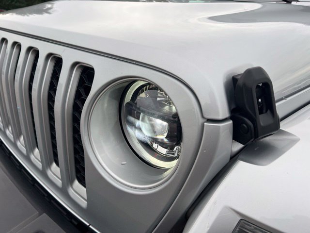 Used 2023 Jeep Wrangler Unlimited Sahara w/ Cold Weather Group AWD/4WD image 10