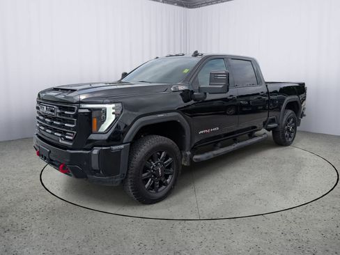Used 2024 GMC Sierra 2500 AT4 w/ Technology Package AWD/4WD image 7