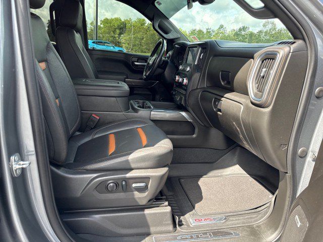 Used 2022 GMC Sierra 1500 AT4 w/ AT4 Premium Package AWD/4WD image 8