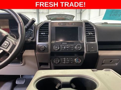 Used 2019 Ford F150 XLT w/ Equipment Group 302A Luxury AWD/4WD image 15