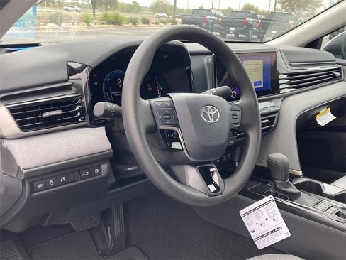New 2026 Toyota Camry LE image 1