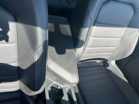 Certified 2021 Volkswagen Jetta SE w/ SE Cold Weather Package image 34