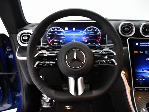 Used 2025 Mercedes-Benz CLE 300 4MATIC Coupe image 11