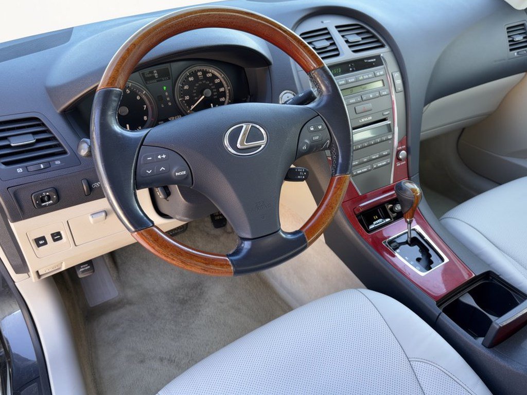 Used 2009 Lexus ES 350 w/ Premium Pkg Plus FWD image 4