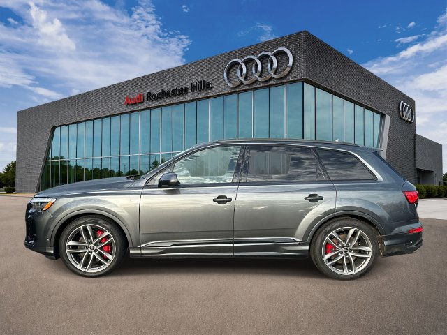 Certified 2026 Audi Q7 3.0T Prestige AWD/4WD image 2