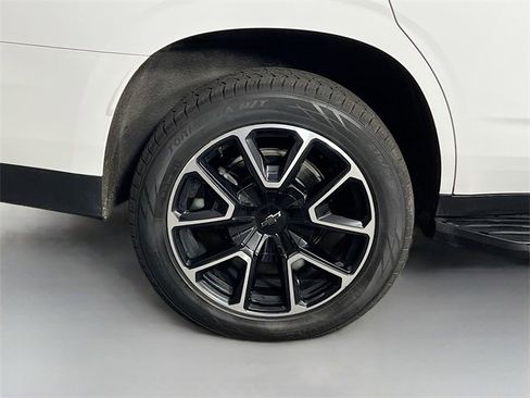 Used 2023 Chevrolet Tahoe RST image 40