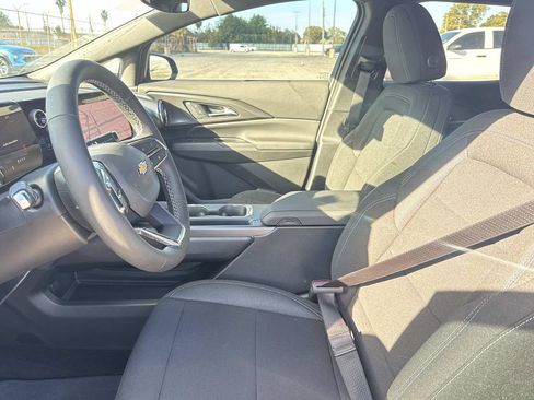 New 2026 Chevrolet Equinox EV LT w/ Comfort Package image 15