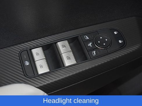 New 2025 Mitsubishi Outlander AWD image 21