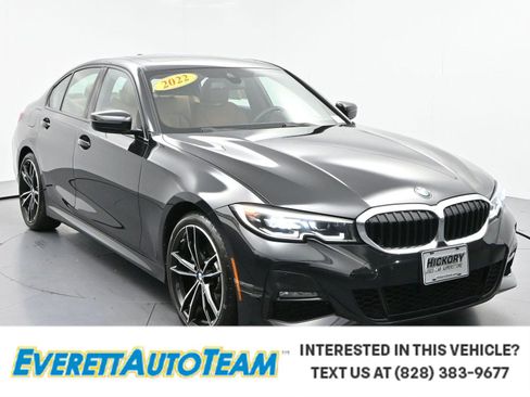 Used 2022 BMW 330i xDrive Sedan w/ M Sport Package AWD/4WD image 1