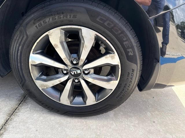 Used 2021 Kia Rio S w/ Technology Package FWD image 9