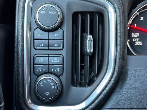 Used 2022 Chevrolet Silverado 1500 RST AWD/4WD image 29
