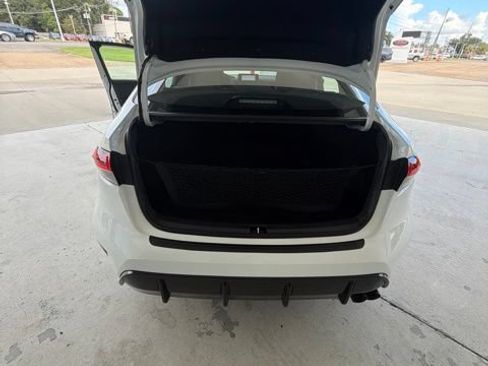 Used 2026 Toyota Corolla SE FWD image 21