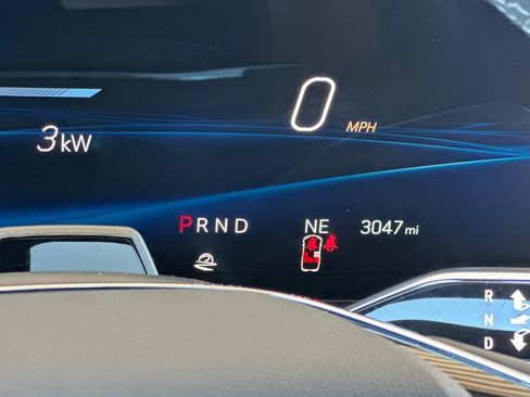 Used 2026 Cadillac Lyriq Luxury RWD image 34