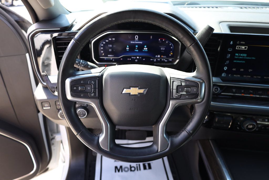 Used 2024 Chevrolet Silverado 3500 LTZ w/ LTZ Convenience Package AWD/4WD image 13