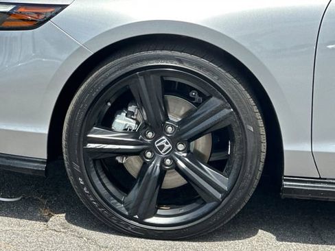 Certified 2025 Honda Accord Sport image 33