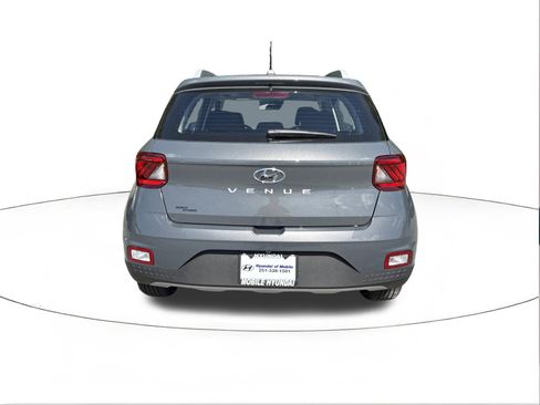New 2026 Hyundai Venue SEL FWD image 4