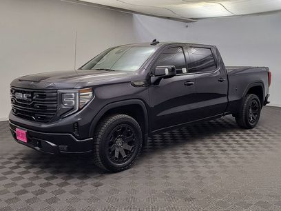 Used 2022 GMC Sierra 1500 SLT w/ SLT Convenience Package