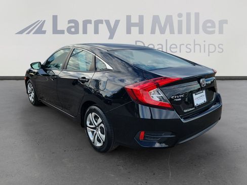 Used 2018 Honda Civic LX image 4